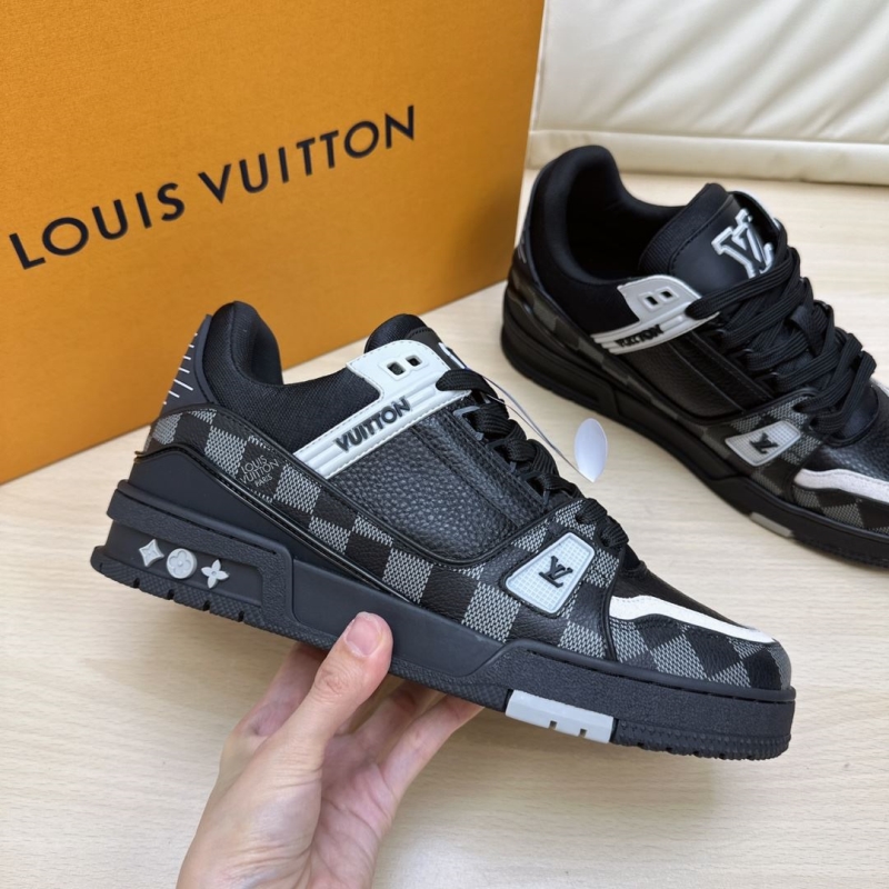 Louis Vuitton Sneakers